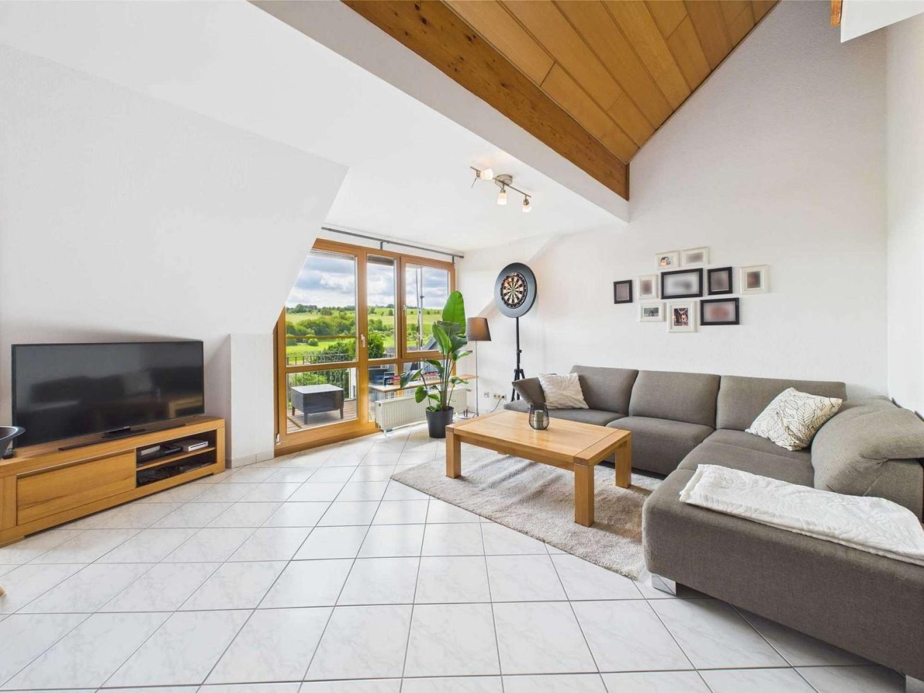 6 rooms Apartment in Bernkastel-Wittlich, Germany No. 221467