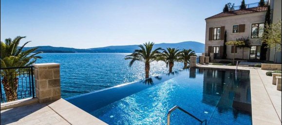 2 bedrooms Apartment in Tivat, Montenegro No. 64 2