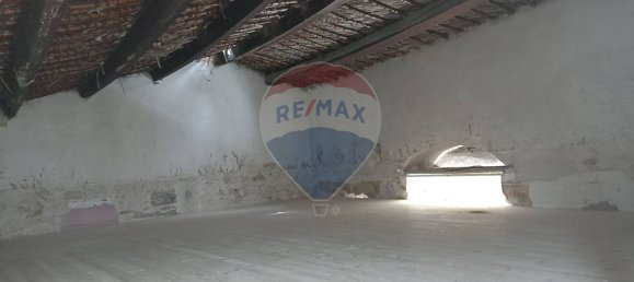 Дом с 4 спальнями в Кьярамонте Гульфи, Италия № 360170 2