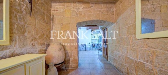 3 غرف نوم منزل في Attard, Malta رقم 2621 6