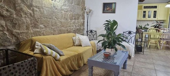 3 غرف نوم منزل في Attard, Malta رقم 2621 26