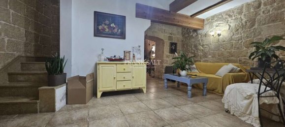 3 غرف نوم منزل في Attard, Malta رقم 2621 24