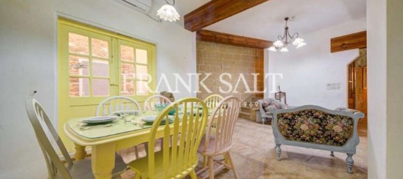 3 غرف نوم منزل في Attard, Malta رقم 2621 9