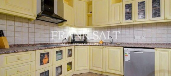 3 غرف نوم منزل في Attard, Malta رقم 2621 8