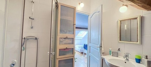 3 bedrooms House in Saint-Germain-les-Corbeil, France No. 184581 10