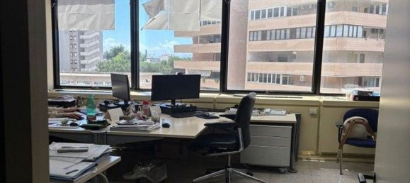 200m² Office in Naples, Italy No. 328009 9