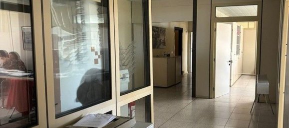 200m² Office in Naples, Italy No. 328009 8