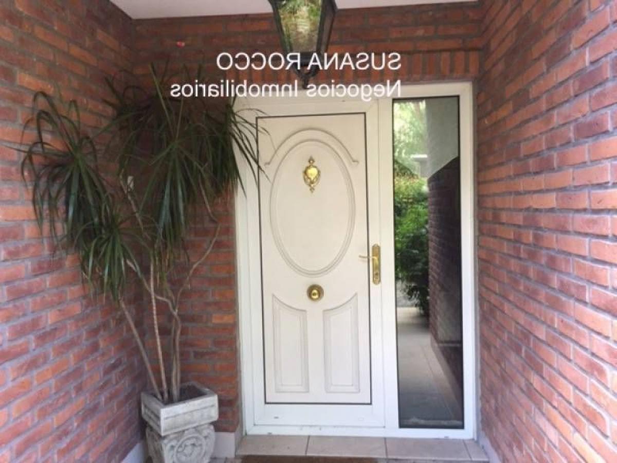 4 bedrooms House in San Isidro, Argentina No. 4369