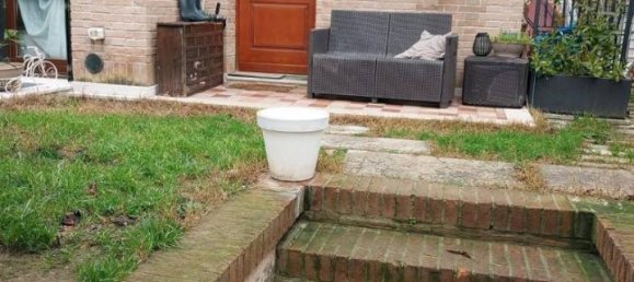 5 rooms House in Fano, Italy No. 28286 5