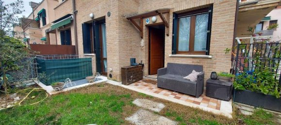 5 rooms House in Fano, Italy No. 28286 7