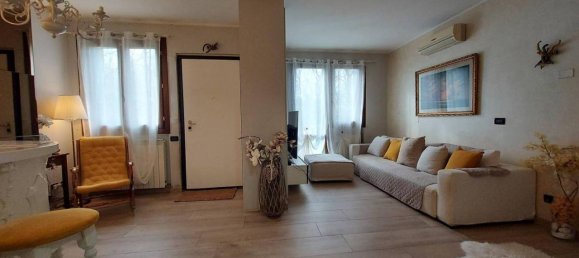 5 rooms House in Fano, Italy No. 28286 10