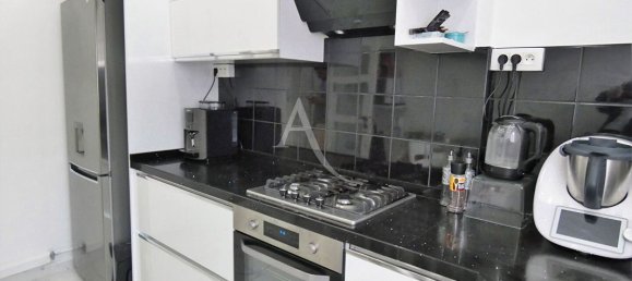 2 bedrooms Apartment in Neuilly-sur-Marne, France No. 184438 4