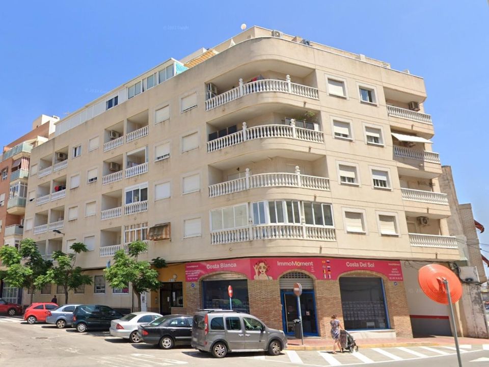 2 bedrooms Apartment in Torrevieja, Spain No. 183108