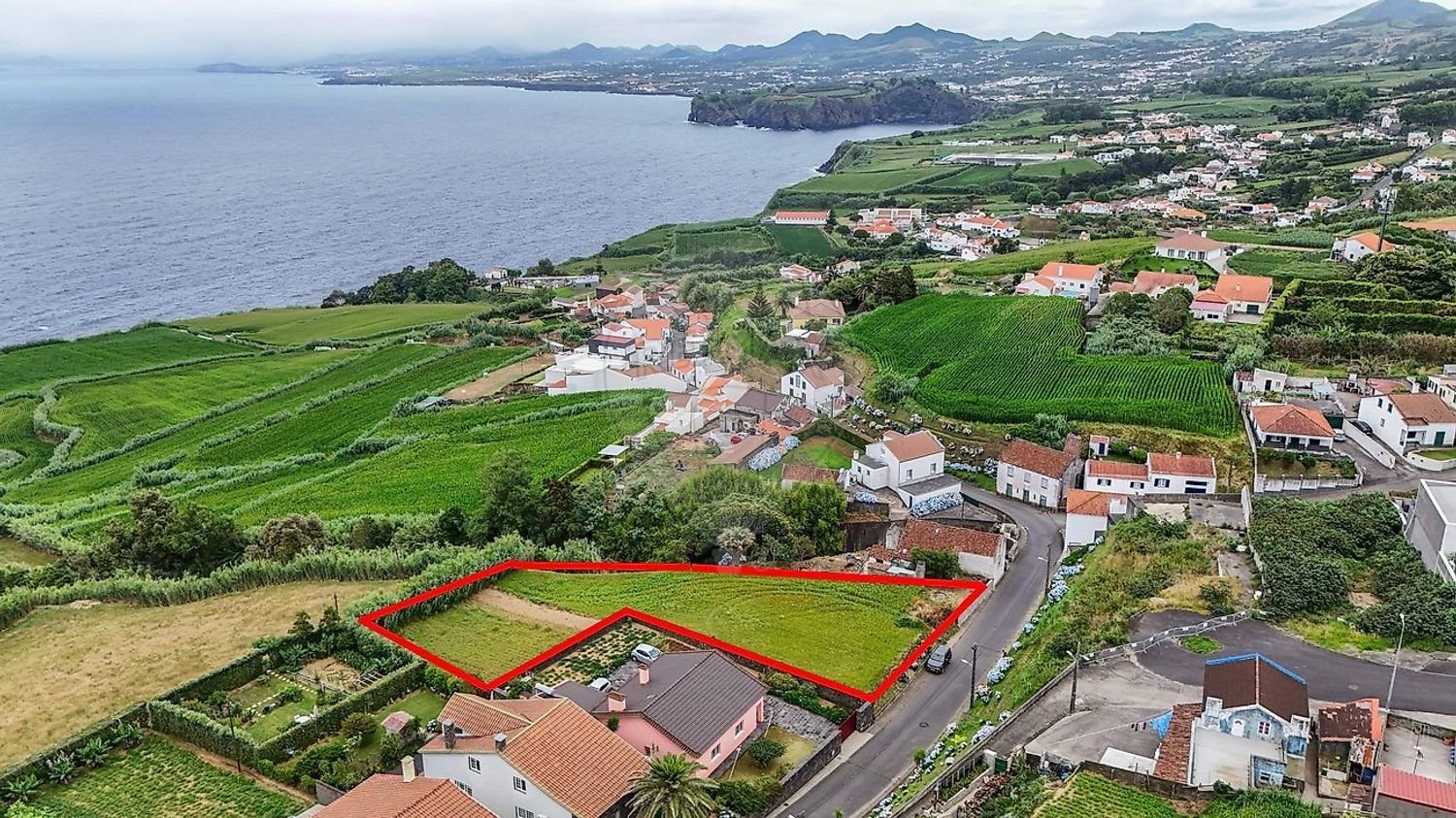  قطعة أرض في Ponta Delgada, Portugal رقم 273865