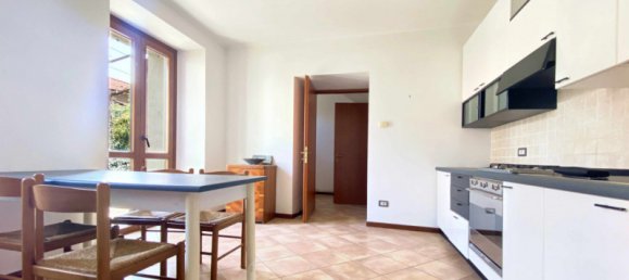 Casa de 3 habitaciónes en Nonio, Italy No. 124345 6