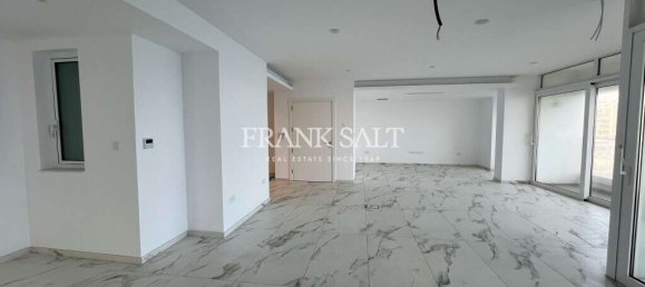 2 bedrooms Apartment in Saint Julian's, Malta No. 96 2