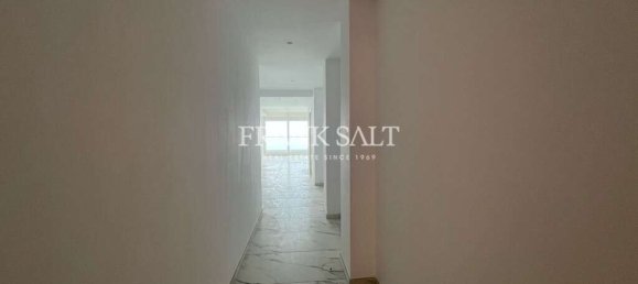 2 bedrooms Apartment in Saint Julian's, Malta No. 96 19