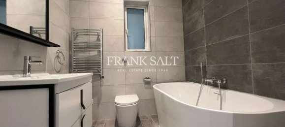 2 bedrooms Apartment in Saint Julian's, Malta No. 96 24