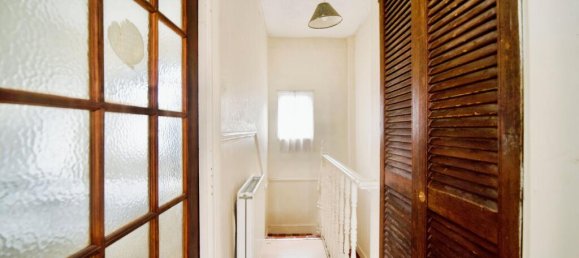 2 bedrooms House in East Ham, United Kingdom No. 11432 11