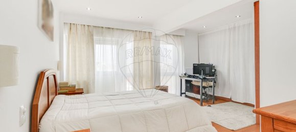 4 Schlafzimmer Wohnung in Oeiras, Portugal, Nr. 258600 9