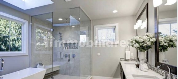 Villa de 2 dormitorios en Desenzano del Garda, Italy No. 84094 6