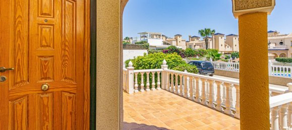 3 غرف نوم فيلا في Alicante, Spain رقم 188276 5