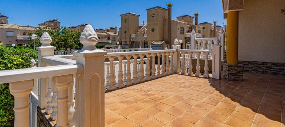 3 غرف نوم فيلا في Alicante, Spain رقم 188276 43