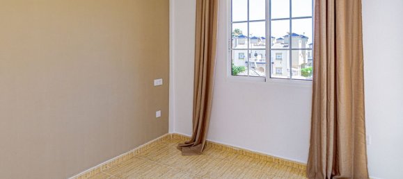 3 غرف نوم فيلا في Alicante, Spain رقم 188276 23