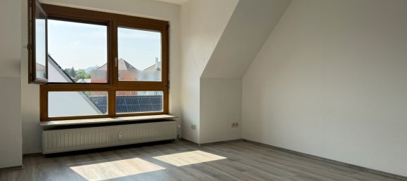 3 Schlafzimmer Doppelhaus in Reutlingen, Germany, Nr. 266256 2