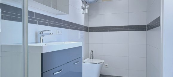 3 Schlafzimmer Doppelhaus in Reutlingen, Germany, Nr. 266256 9