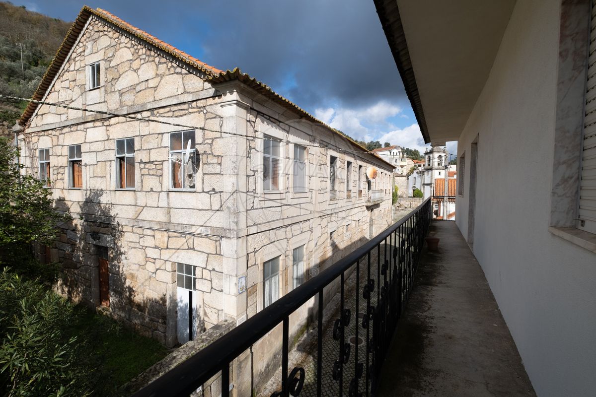 3 chambres Maison à Fornos de Algodres, Portugal No. 162531