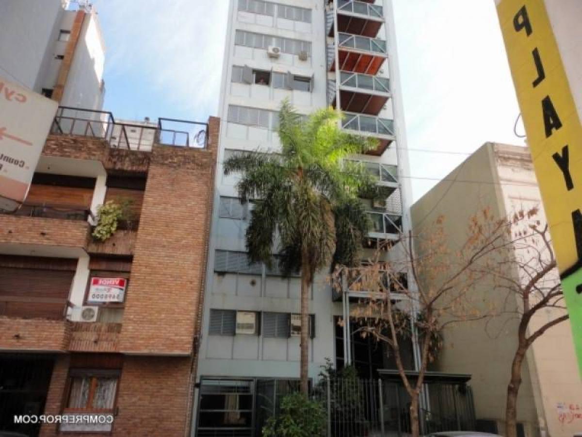 Apartamento de 2 dormitorios en Córdoba, Argentina No. 54109