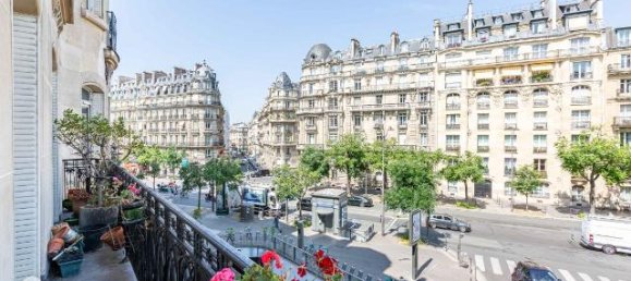 3 bedrooms Apartment in Paris, France No. 335585 5