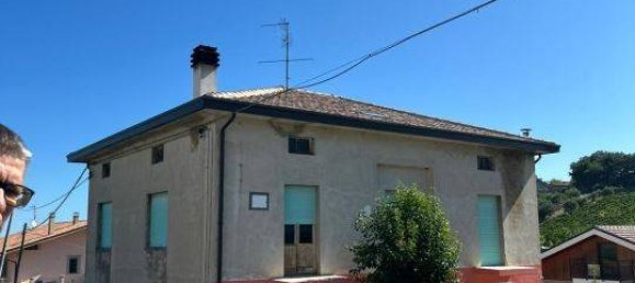 Вилла с 3 спальнями в Кастель Френтано, Италия № 270571 41