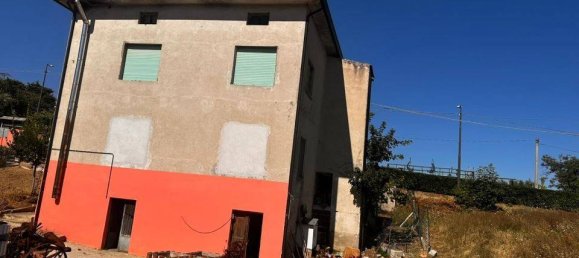 Вилла с 3 спальнями в Кастель Френтано, Италия № 270571 43