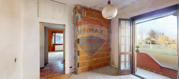 Villa de 4 divisões em Melzo, Italy N.º 15318 8