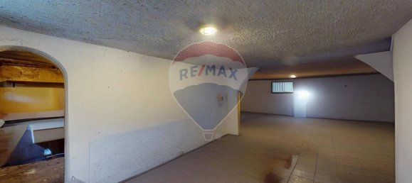 Villa de 4 divisões em Melzo, Italy N.º 15318 18