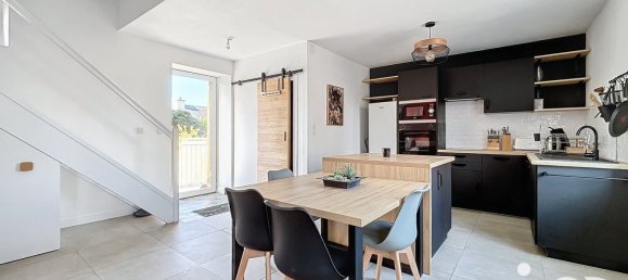 2 bedrooms Apartment in Saint-Coulomb, France No. 196076 5