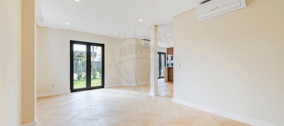 4 bedrooms Villa in Cascais, Portugal No. 160957 7