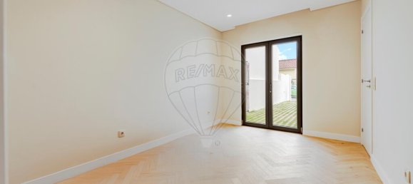 4 bedrooms Villa in Cascais, Portugal No. 160957 23