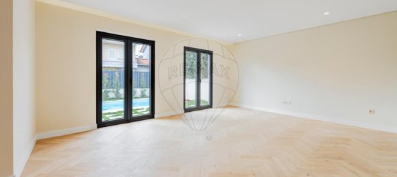 4 bedrooms Villa in Cascais, Portugal No. 160957 5