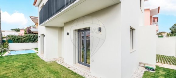 4 bedrooms Villa in Cascais, Portugal No. 160957 2