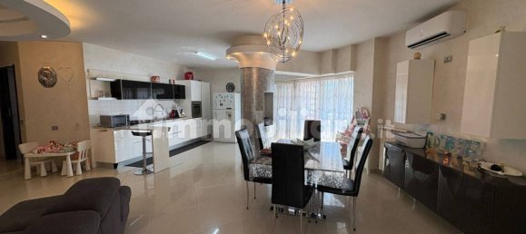 2 bedrooms Apartment in Naples, Italy No. 259147 3