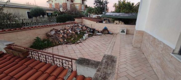 Casa de 10 habitaciónes en Ardea, Italy No. 97074 2