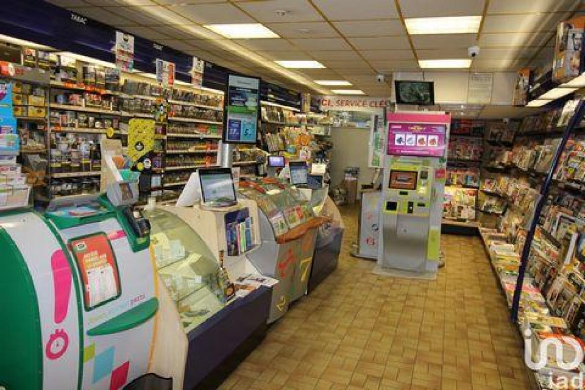 Fábrica em Tonnerre, France 65 m² N.º 17778