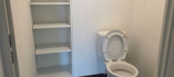 1 bedroom Apartment in Meyzieu, France No. 322448 9