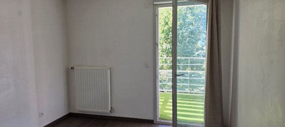 1 bedroom Apartment in Meyzieu, France No. 322448 15
