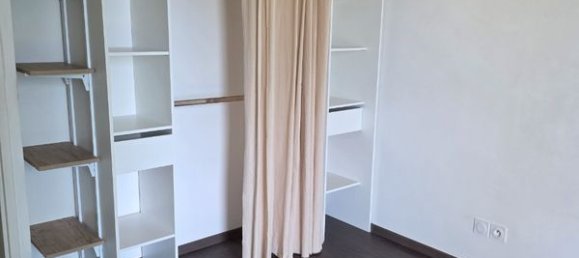 1 bedroom Apartment in Meyzieu, France No. 322448 12