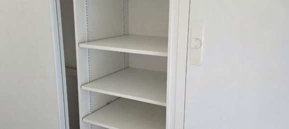 1 bedroom Apartment in Meyzieu, France No. 322448 6