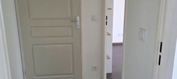 1 bedroom Apartment in Meyzieu, France No. 322448 7